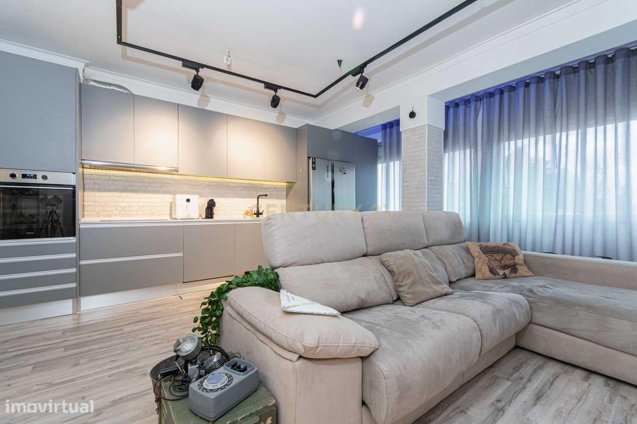 Apartamento T3 situado na Rua das Papoilas, no Montijo. - Grande imagem: 2/30