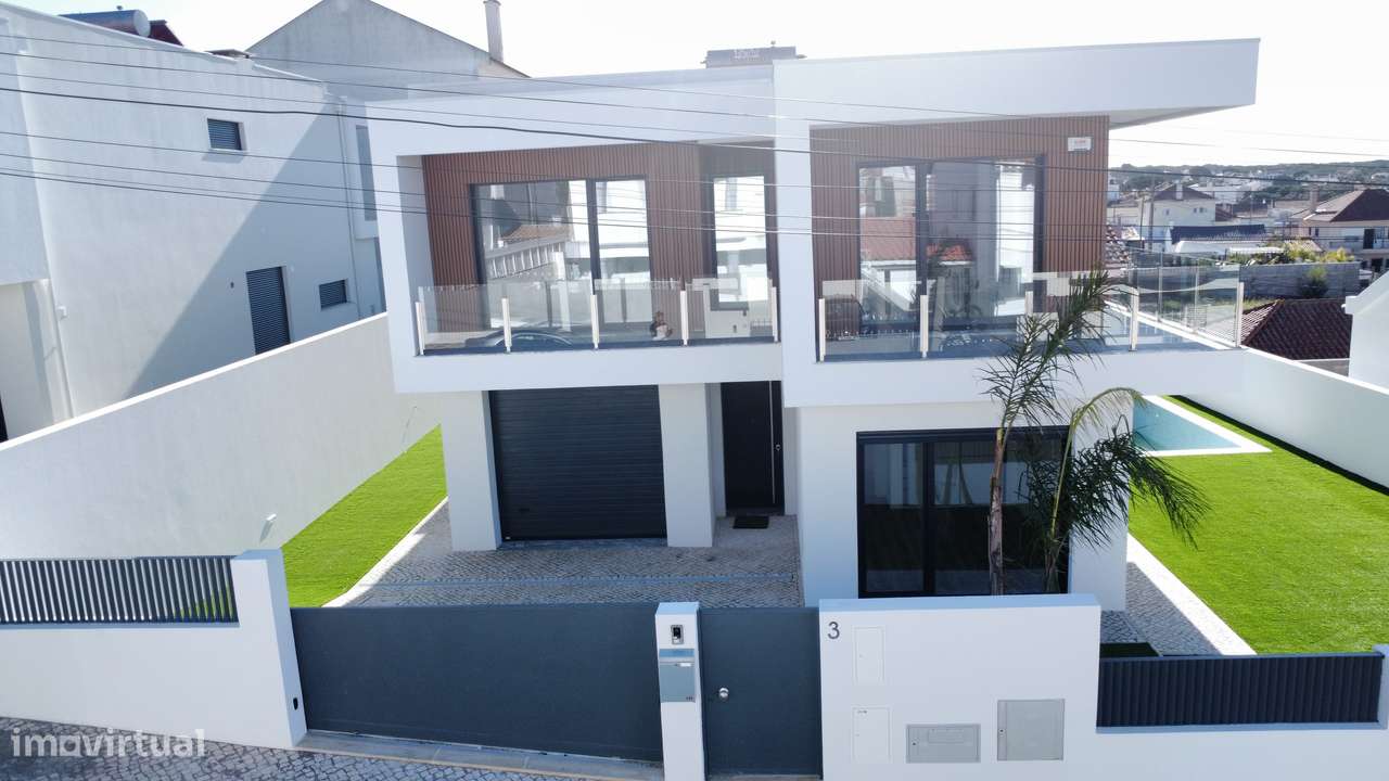 Oferta 1% do Valor de Aqusição - Moradia T4 + 1 com Piscina e Garagem-10