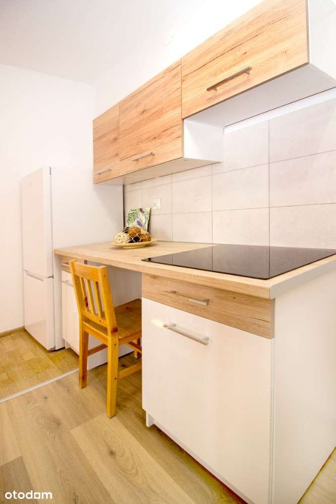 Pokój z balkonem przy Rondzie Solidarności 750 zł łącznie! - Pełny obrazek: 5/10