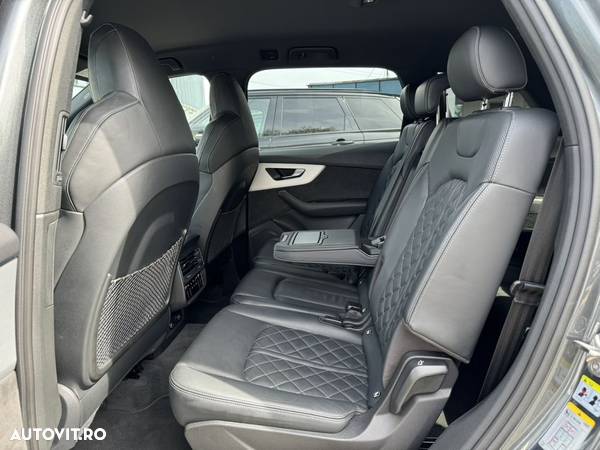 Audi Q7 3.0 50 TDI quattro Tiptronic S Line - 17