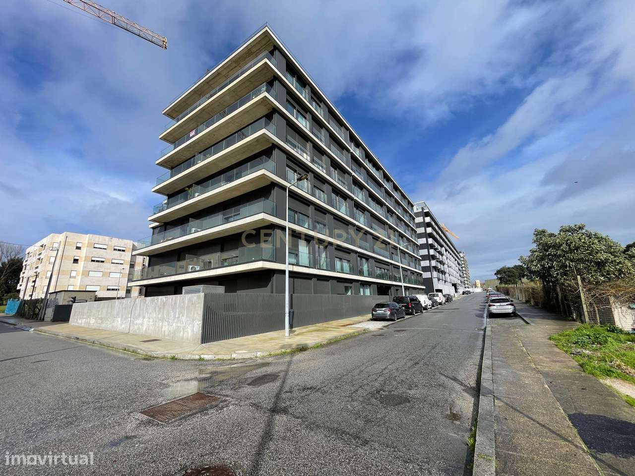 Estúdio - Mobilado - Garagem - Grande imagem: 2/16