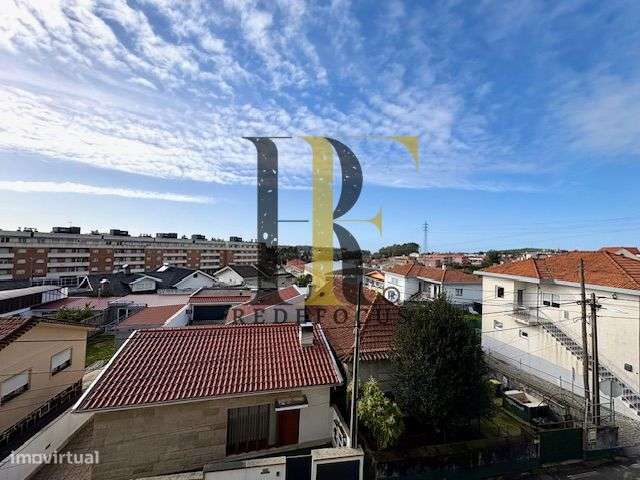 Apartamento T3 Renovado em Mozelos-22