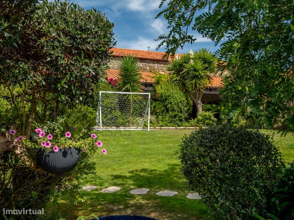 Vende Moradia T3, Ericeira 14 Km, A Casa das Casas-48