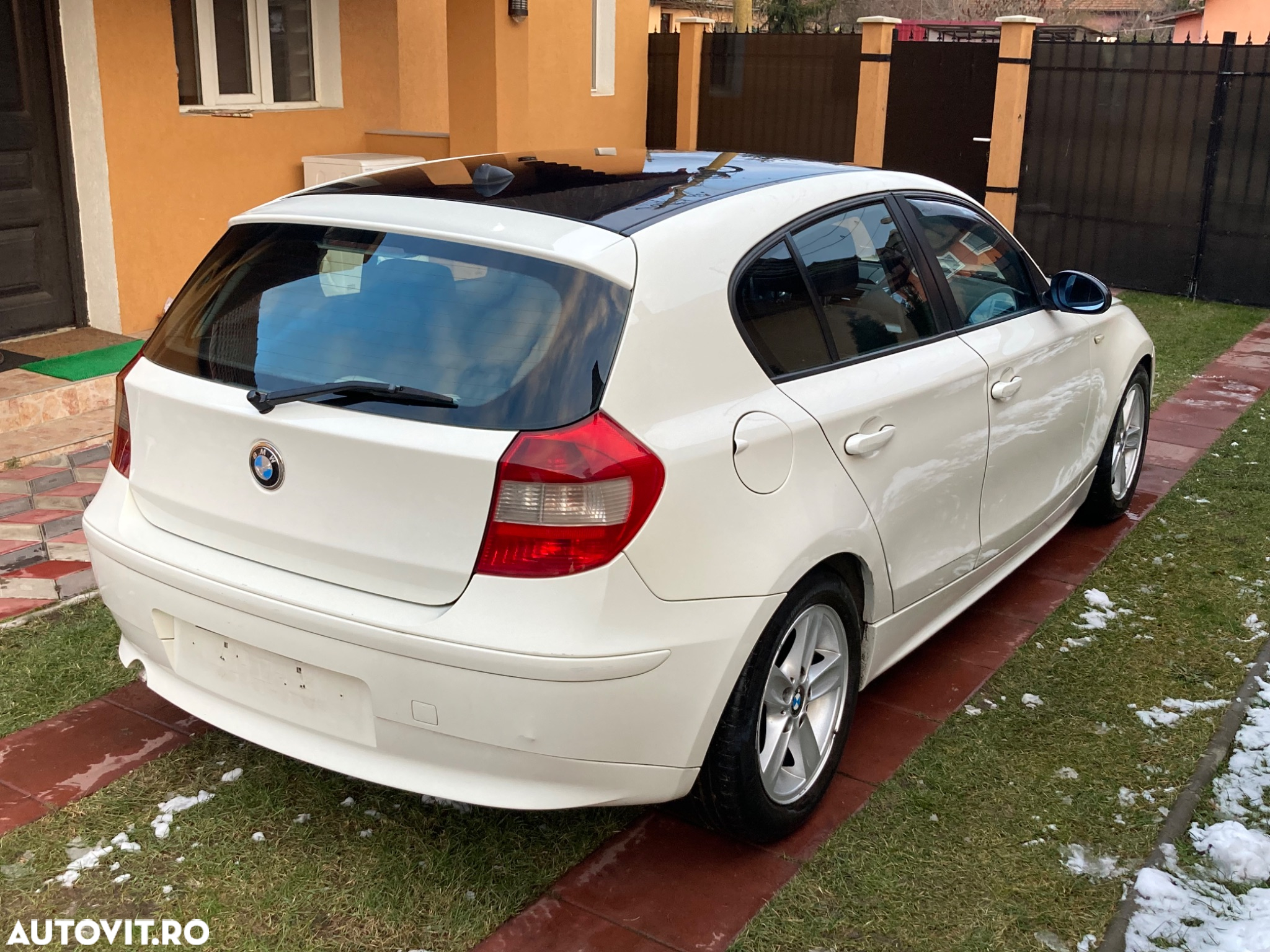 BMW Seria 1 118d - 5
