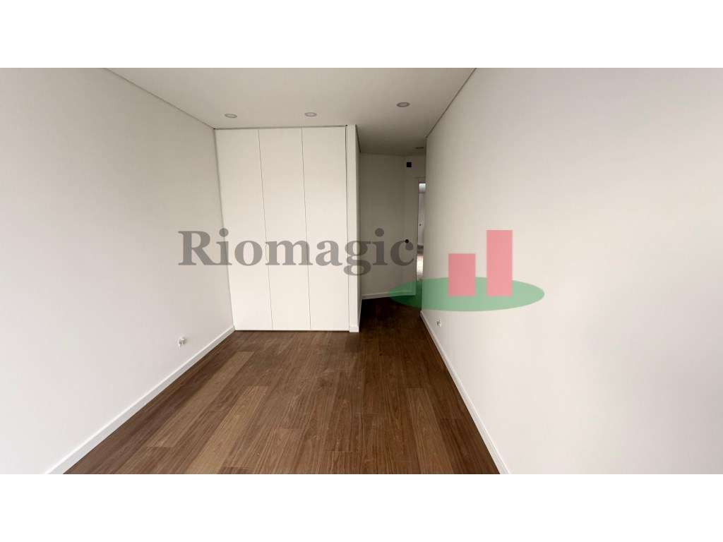 Apartamento T2 Rio Maior***RIOMAGIC***-11