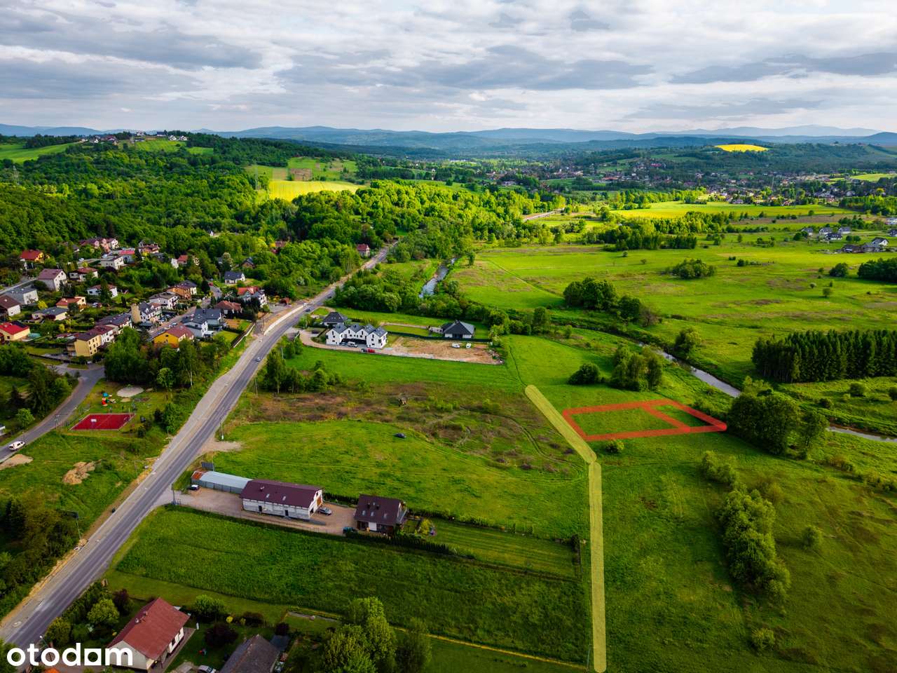 MALOWNICZA DZIAŁKA BUDOWLANE W SKAWINIE 1457m2-5