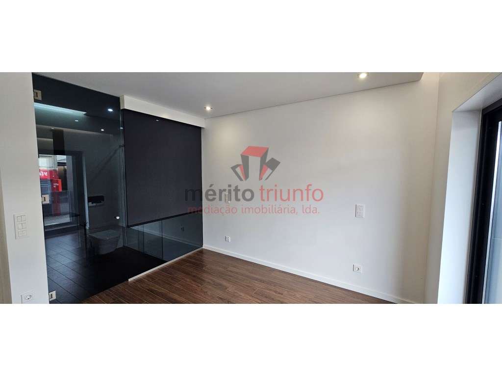 Oferta Escritura e Registo- Apartamento T3 NOVO - Ramalde - Porto-8