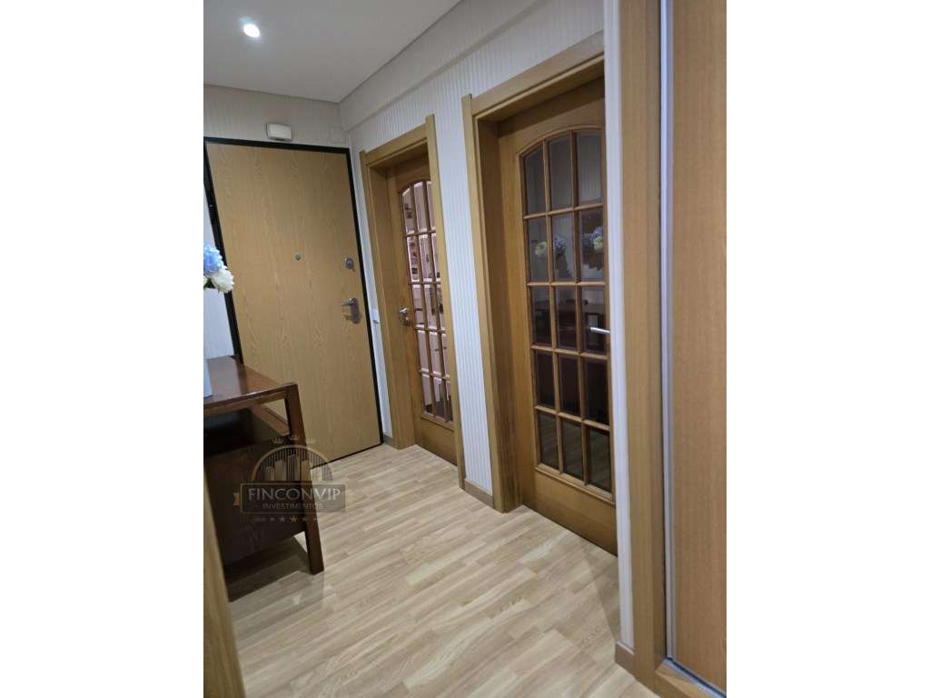 Apartamento T2 em Cascais
* Zona Fontainhas-18