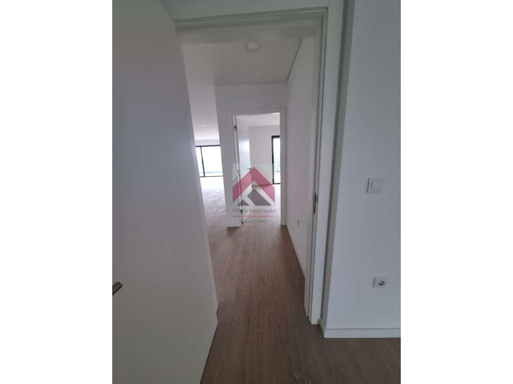 Apartamento T2 + Duplex Amplo + Terraço na Cobertura em Esgueira, A...-11