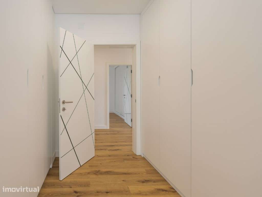 MORADIA NOVA T4 COM PISCINA - SERRA DE CASAL DE CAMBRA-36