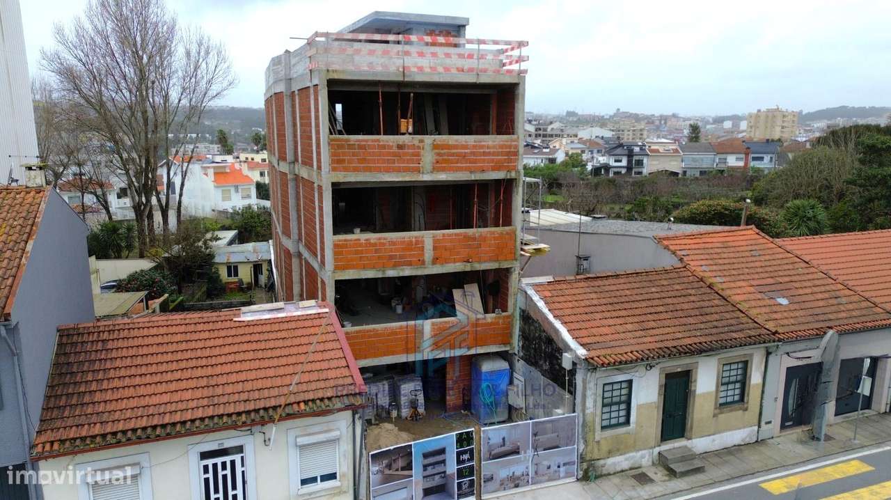 Apartamento T2 Novo - Rio Tinto / Centro/Junto Continente e Lidl - Grande imagem: 2/15