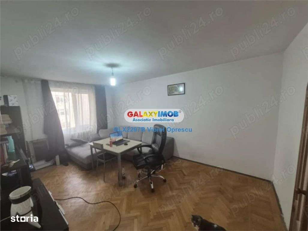 Apartament 2 camere, decomandat, bloc rusesc, Basarabia - Imagine principală: 3/10