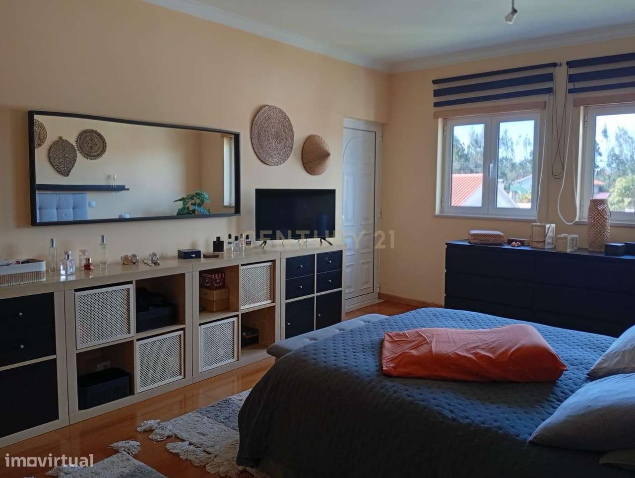 Moradia T5 com Terraço e Garagem | A 5 min da Praia – Vieira de Leiria-13