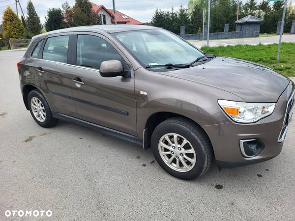 Mitsubishi ASX 1.6 Inform - 9