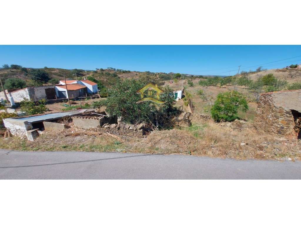 Terreno com ruina em Castro Marim-10