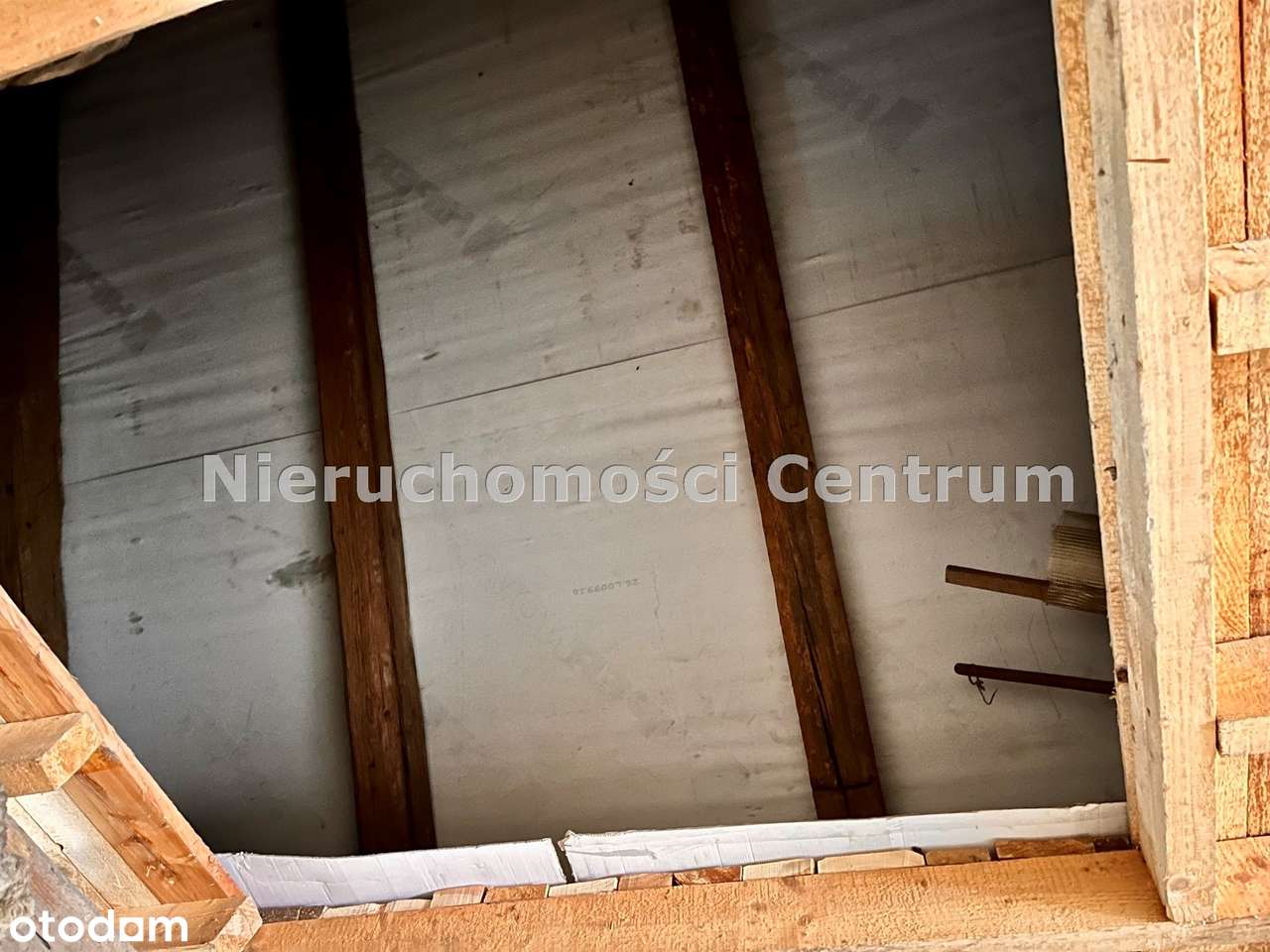 Budynek  120 m2 z garażem  w Dobromierzu obok Jeziora Dobromierskiego-8