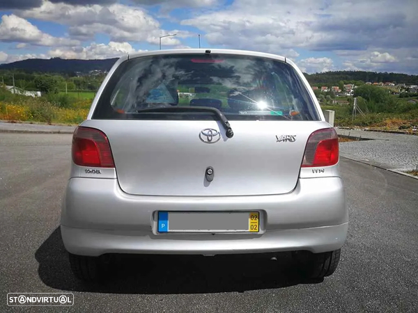 Toyota Yaris 1.0 Sol ABS - 6