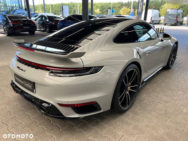 Porsche 911 Turbo S - 5