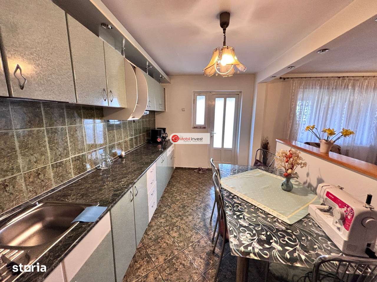 Casa tip duplex S+P+M,cu garaj si teren de 462 mp,in centrul orasului!-4