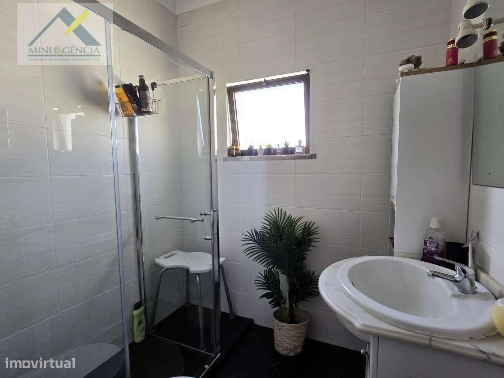 Apartamento T3 junto ao Bairro do Peixe Frito em Setúbal-17