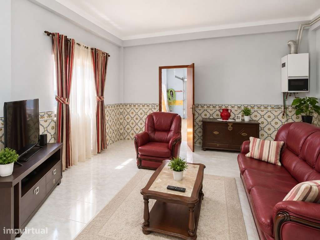 MORADIA 195 m² COM POTENCIAL PARA 2 HABITAÇÕES | PRÓXIMA DAS PRAIAS...-18