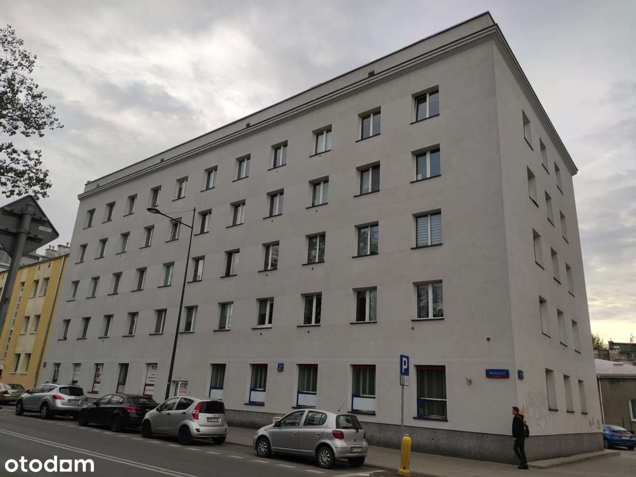 Kawalerka z oddzielną kuchnią w kamienicy do generalnego remontu - Pełny obrazek: 4/12