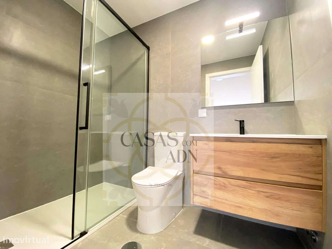 Apartamento T1 no centro histórico de Aveiro-10