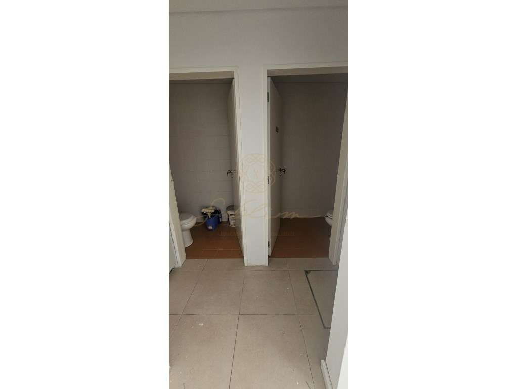 Loja a somente 50 da praia - Grande imagem: 4/14