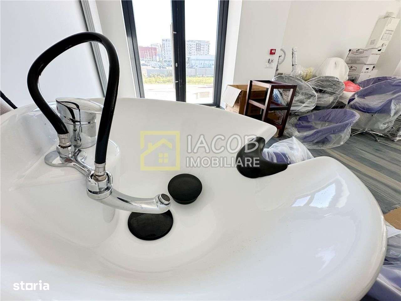 Spatiu Comercial Nou de Inchiriat, Arena Residence, Bacau Ideal pentru - Imagine principală: 4/10