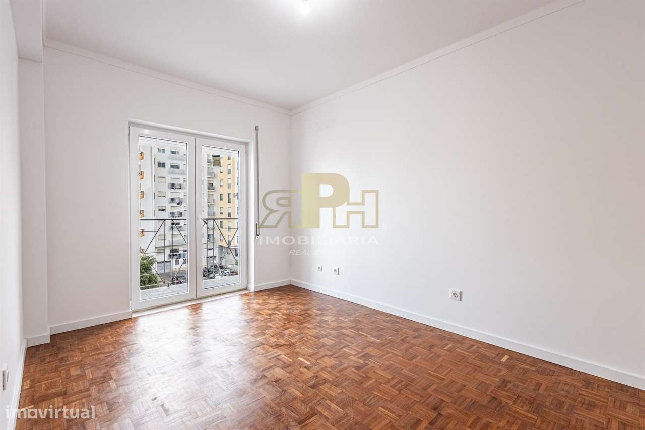 Apartamento T3 Venda em Santarém (Marvila), Santa Iria da Ribeira de S - Grande imagem: 4/25