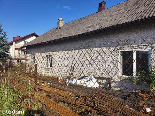 Dom z halą usługową-9