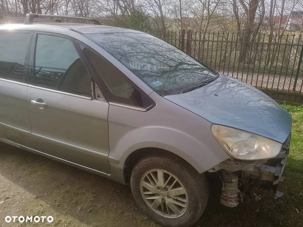 Ford Galaxy 2.0 TDCi Ghia - 7