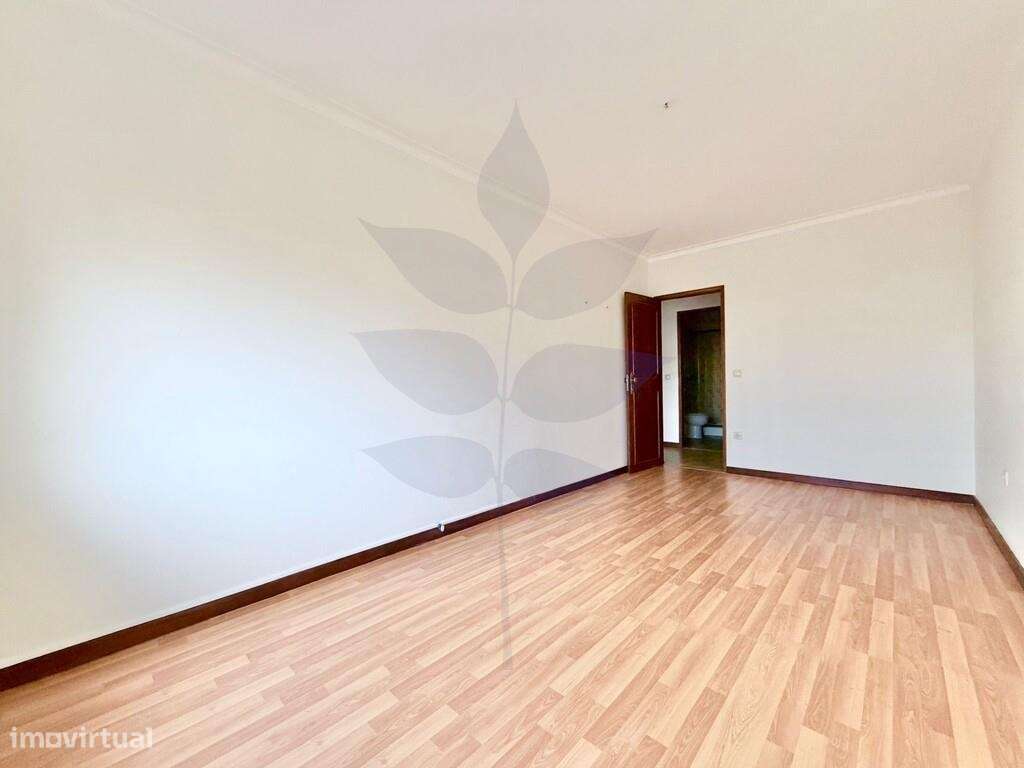 Arrendamento Apartamento T3 - S. Vitor - Zona Tribunal - Grande imagem: 5/22