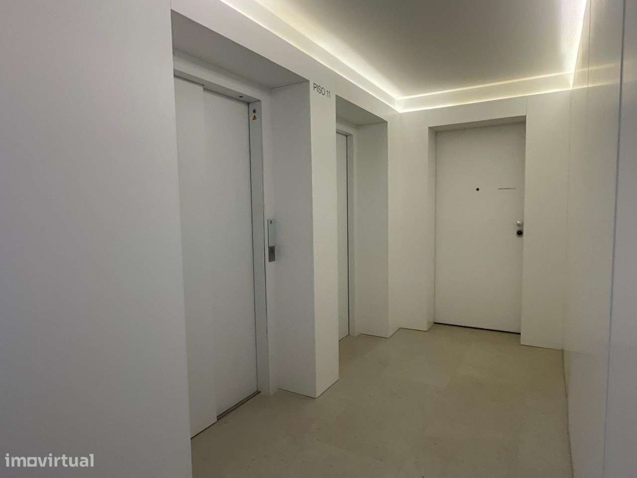 Penthouse T2 de Luxo Av. da República (Gaia)-23