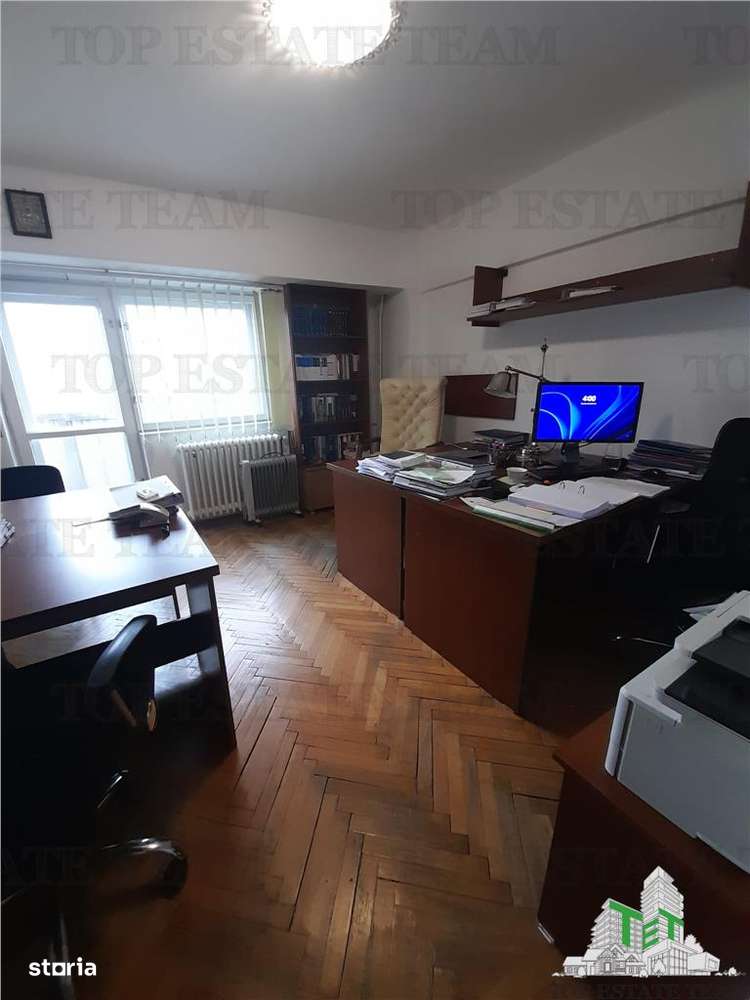 Piata Unirii  chiar la metrou in exclusivitate vanzare 2 camere cu loc-5