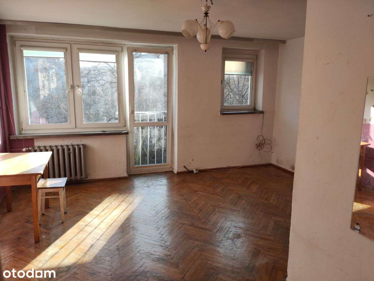 Lotnicza, 3-pokojowe do remontu-0