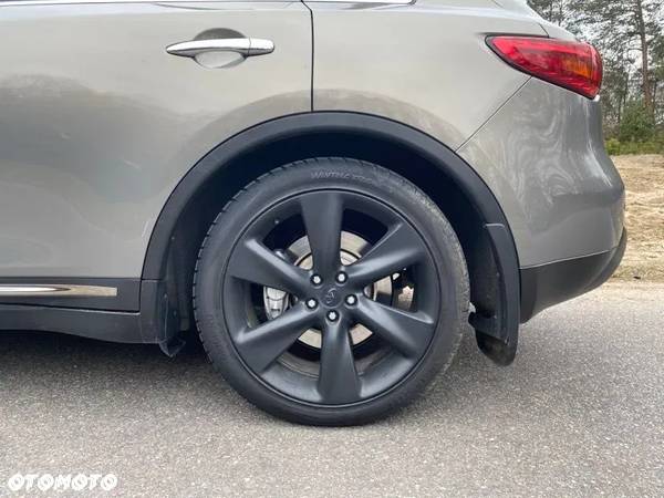 Infiniti QX70 5.0 S Premium - 21