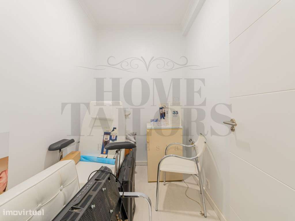 Trespasse de Clínica de Beleza - Localização Premium em Almada - Grande imagem: 4/24