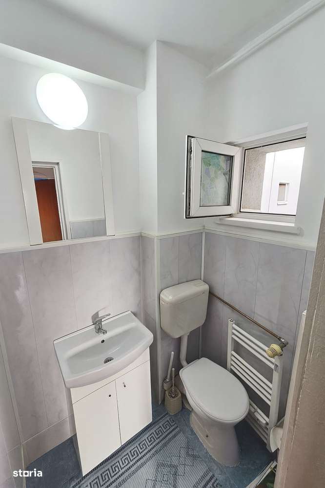 74 mp, 3 camere, 2 băi, 2 balcoane – 8 min până la metrou - comision 0-1