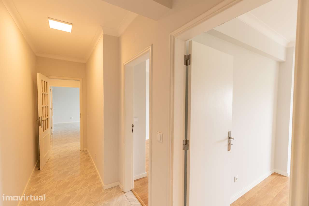 Apartamento T2 do ano 2001-16