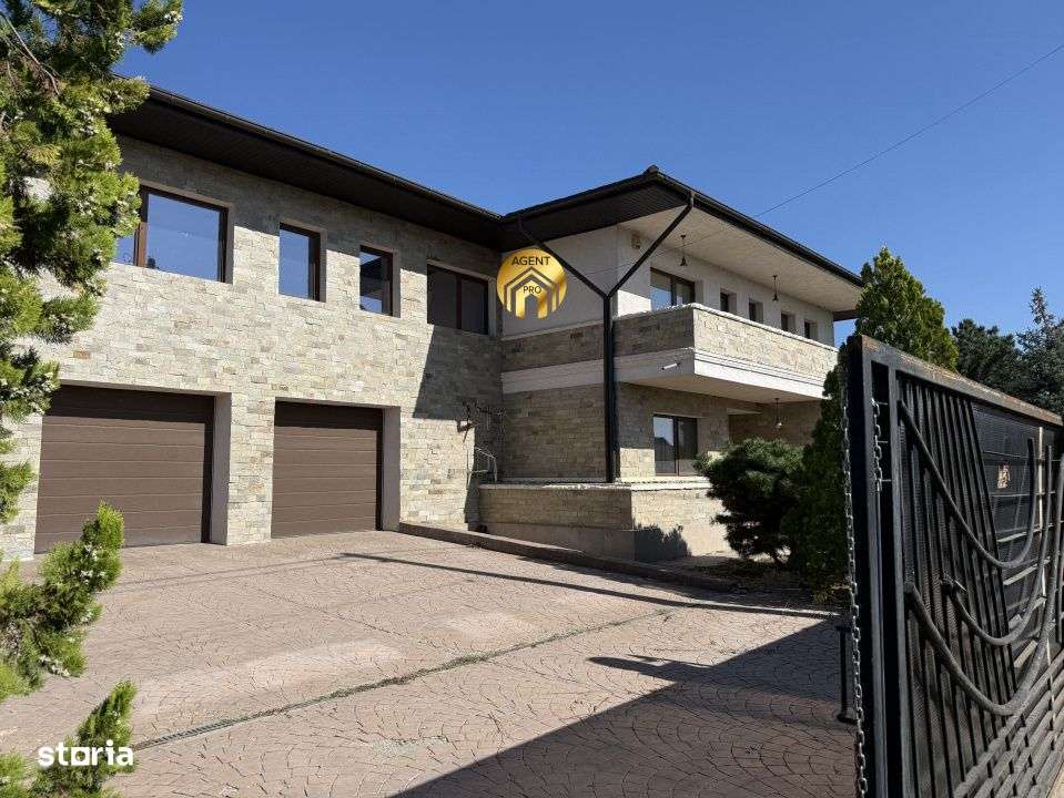 Vila spectaculoasa cu 2.000 mp curte verde, piscina si 800 mp utili - Imagine principală: 2/15