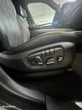 BMW X5 M M50d Sport-Aut - 29