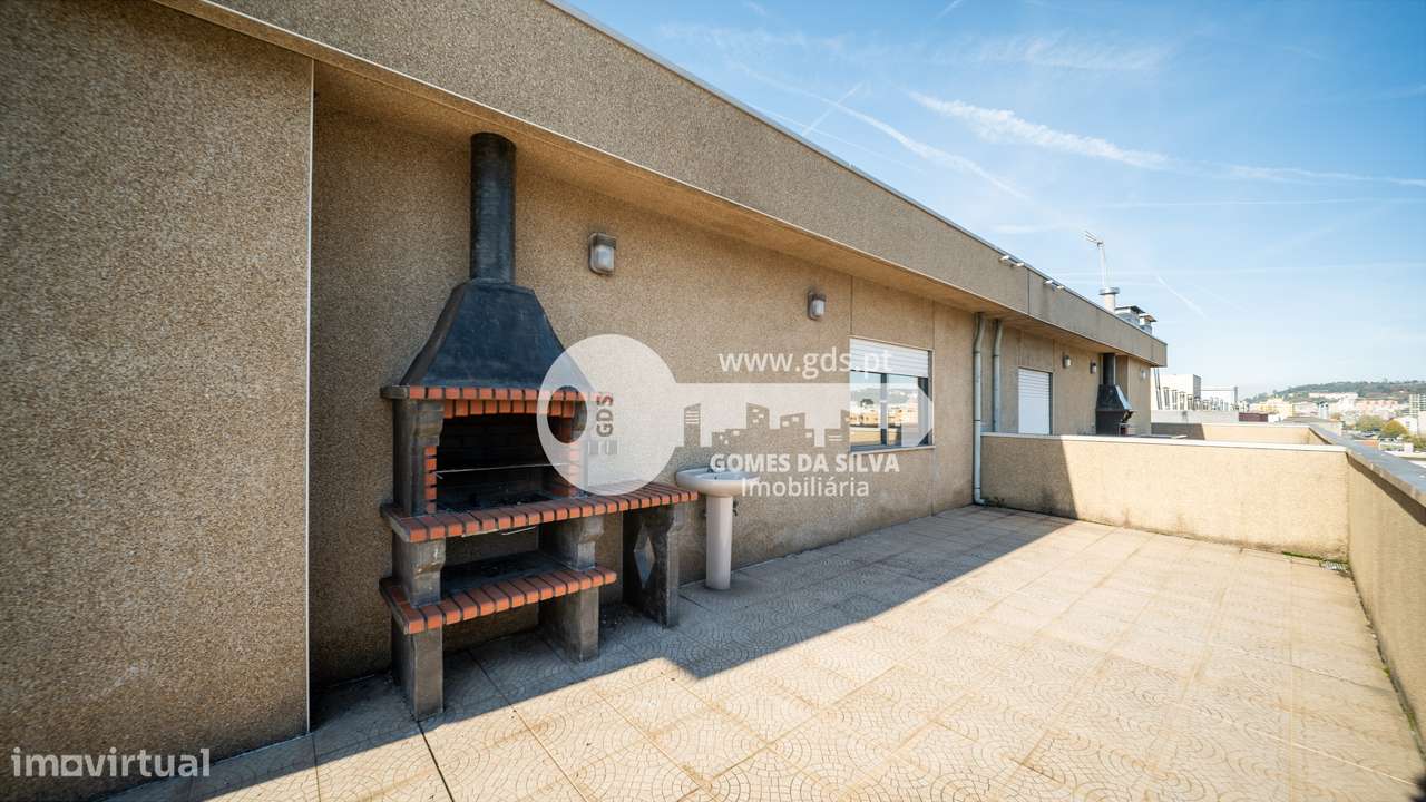 Apartamento T3 com Garagem – Rua José António Cruz, Braga (S. Vítor)-14