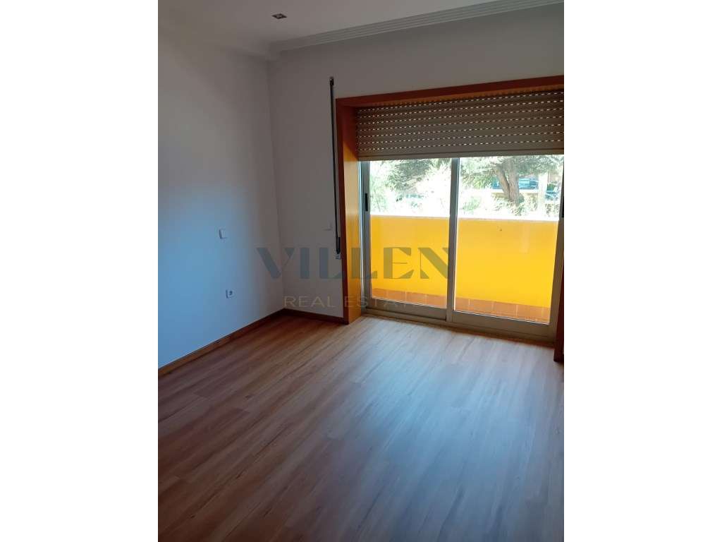 Apartamento T2 em Aver-o-mar - Grande imagem: 4/11