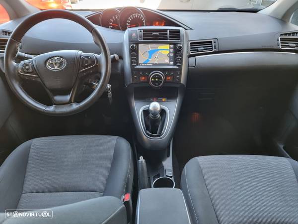 Toyota Verso 1.6 D-4D Exclusive+GPS - 6