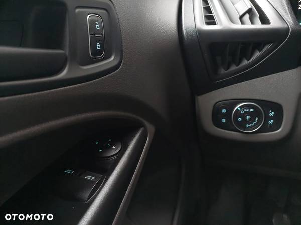 Ford Connect - 27