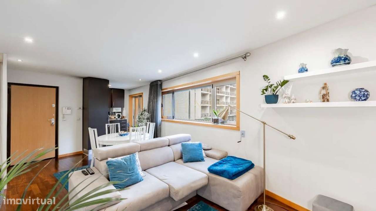 Apartamento T1 de Excelência em Guimarães – Localização Premium - Grande imagem: 3/18