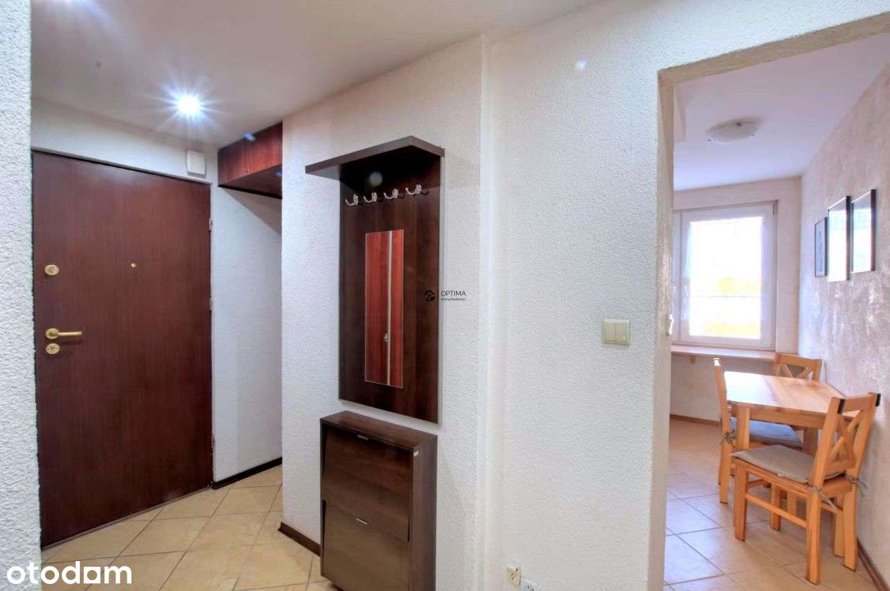 Giełdowa 35,2m2, balkon, oddzielna kuchnia-2