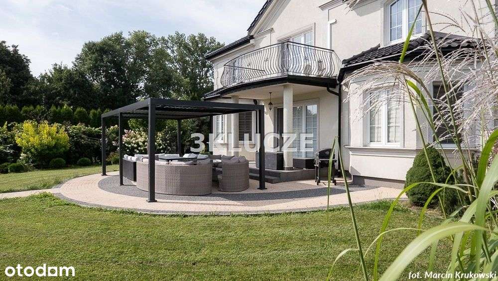 Willa w Jakubowicach Konińskich-0