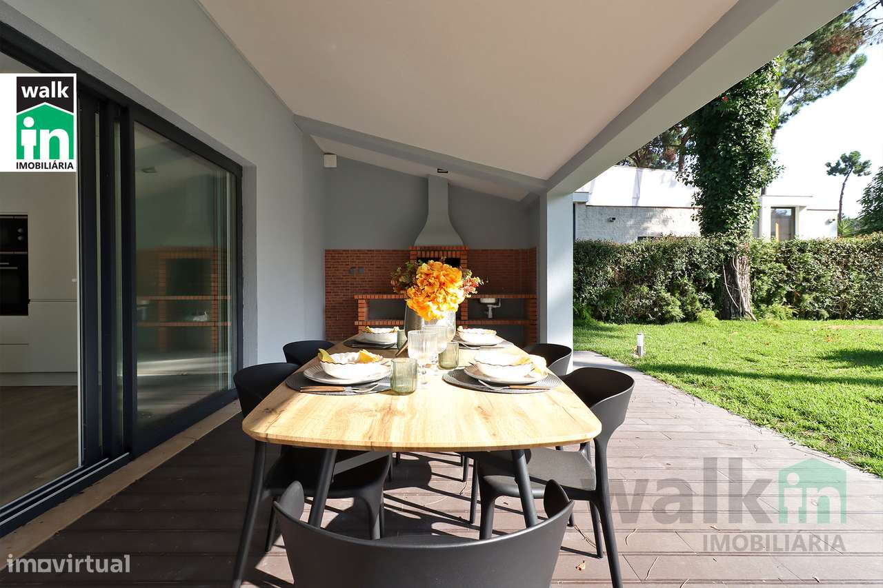 Moradia Térrea de Luxo V4 com Piscina na Herdade da Aroeira-42